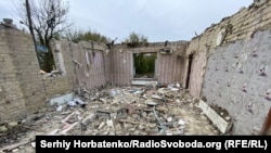 Наслідки ракетного удару армії РФ по Харківській області. Гроза, Харківська область, 6 жовтня 2023 року, фото ілюстративне