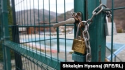 Kompleksi i mbyllur në "Rajska Banja" në Banjskë të Zveçanit. 20 dhjetor 2023.