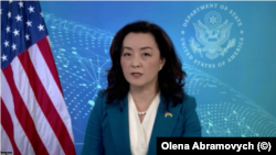 За словами дипломатки, США дуже ретельно продумують всі варіанти, розглядаючи, як найкраще допомогти українцям