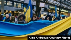 Українські біженці, акція громадської організації «Віче». Берлін, грудень 2023 року