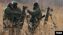 Mobilized Russian reservists undergo combat training at the Central Military District Training Center in October 2022.