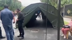 Վրաններ՝ Բաղրամյան պողոտայում