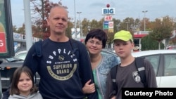 Podlesnyhlaryň maşgalasy Serbiýada