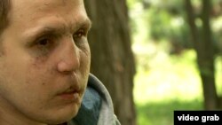 Сергій Райлян під час інтерв'ю