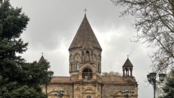 Իշխանություն-եկեղեցի հակամարտությունը թեժանում է. ՔՊ-ից կաթողիկոսին վեհարանից «դուրս շպրտելու» մասին են հայտարարում