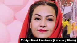 ژولیا پارسی فعال حقوق زن که در بازداشت طالبان است.