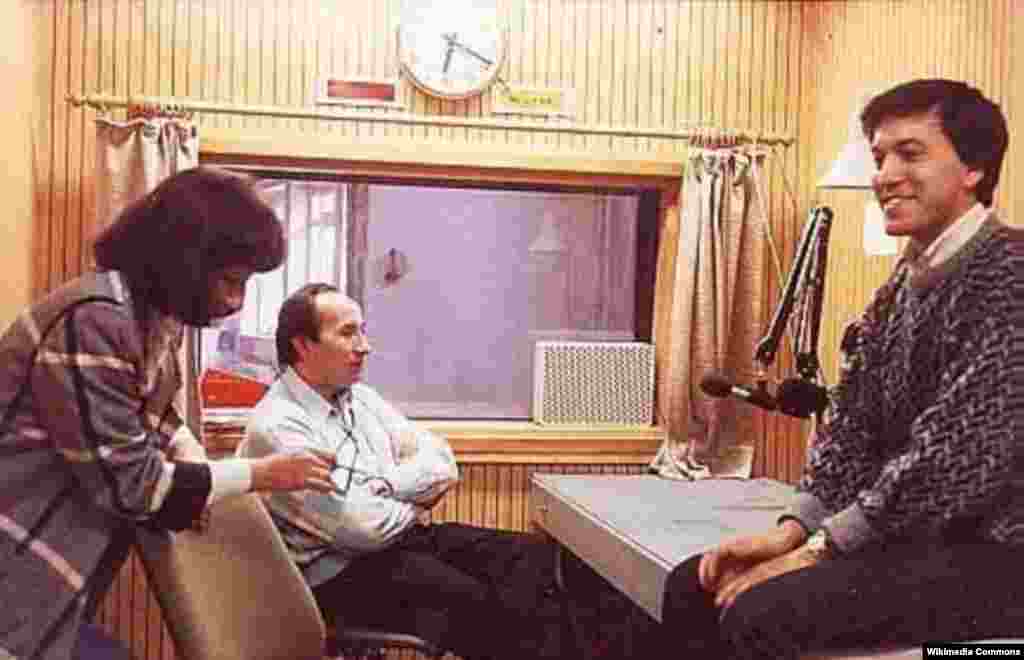 &quot;Азатлык радиосы&quot; хезмәткәрләре: Фәридә Хәмит, Хәйретдин Гөләчйоз, Сабирҗан Бәдретдин