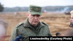 Міністар абароны Беларусі Віктар Хрэнін, архіўнае фота