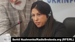 Головна редакторка Радіо Вільна Європа/Радіо Свобода Нікола Карім на пресконференції в Києві