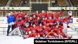 Кыргызстандын хоккей боюнча улуттук курама командасы. Сараево шаары. 5-март, 2023-жыл.