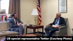 توماس وست نماینده ویژه آمریکا برای افغانستان حین دیدار با یان ایگلند رئیس شورای مهاجران ناروی