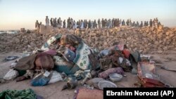 خانه های ویران شده در اثر زلزله در ولسوالی زنده جان ولایت هرات