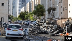 Израил Газа тилкесинен атылган ракета соккусунан кийин. 7-октябрь 2023-жыл