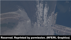 Каховська ГЕС. На супутниковому знімку Planet Labs видно руйнування, 6 червня 2023 року