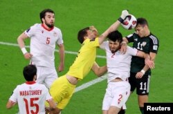 Тажикстан 1/8 финалында Бириккен Араб Эмираттанынын курамасын пенальтилер сериясынан утту.