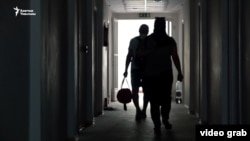 Кыргызстандык мигранттар жашаган жатакана.