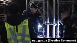 Напередодні у прокуратурі заявили, що мають результати експертизи, які спростовують заяви КП «Київський метрополітен» про начебто неякісне будівництво тунелів між затопленими станціями