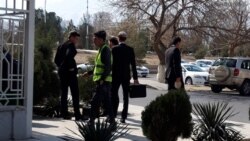 Diňle: Talyplar Täze ýyl baýramçylygyny bellemezlige boýun edilýär
