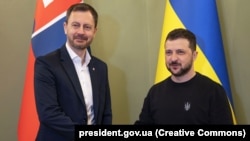 Президент України Володимир Зеленський і прем’єр-міністр Словаччини Едуард Геґер. Київ, 31 березня 2023 року