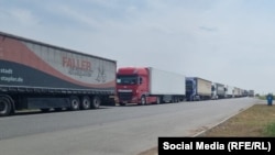 Затор  на КПП "Маштаково". 