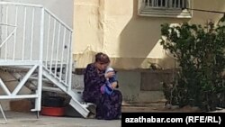 Çagaly aýal. Türkmenistan (Illýustrasiýa suraty) 