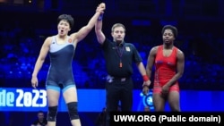 Айпери Медет кызы күрөш боюнча Дүйнө чемпионатынын жарым финалында. 19-сентябрь, 2023-ж. Белград, Сербия. 