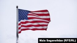 Пропозиція передбачає об’єднання активів російського центрального банку на суму 280 мільярдів доларів прибутки від яких підтримають так звані «облігації свободи»