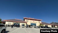 "Эркечтам" өткөрмө бекетинин Кытай тараптан көрүнүшү.