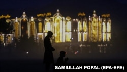 نشست دوحه قرار است در آخرین روز ماه جاری میلادی و نخستین روز ماه آینده «برای دو روز» برگزار شود.