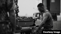 Кадр з фільму «Залізні метелики»