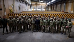 Զելենսկին Ավդեևկայում շնորհակալություն է հայտնել զինվորներին «ծառայության ու անձնուրացության համար»