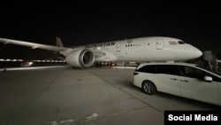 Самолет Эмомали Рахмона занимает достойное место в ряду роскошных лайнеров, на которых путешествуют главы государств в Центральной Азии