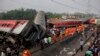 У залізничній катастрофі в Індії загинуло близько 290 людей