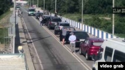 Чарга на беларуска-польскай мяжы. Архіўнае фота