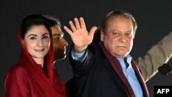 نواز شریف رهبرحزب مسلم لیگ و دخترش مریم نواز