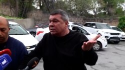 Մեղքը չընդունող նախկին ոստիկանապետ Վլադիմիր Գասպարյանը հայհոյեց դատարանի բակում 