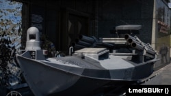 Согуштук моторлуу кайык. Украина. 