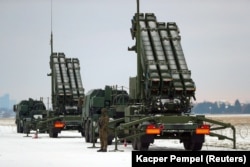 Американські системи ППО Patriot під час польських військових тренувань з ракетних систем в аеропорту Варшави, Польща, 7 лютого 2023 року