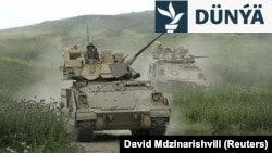 Pyýada goşunyň Bradleý söweş ulagy