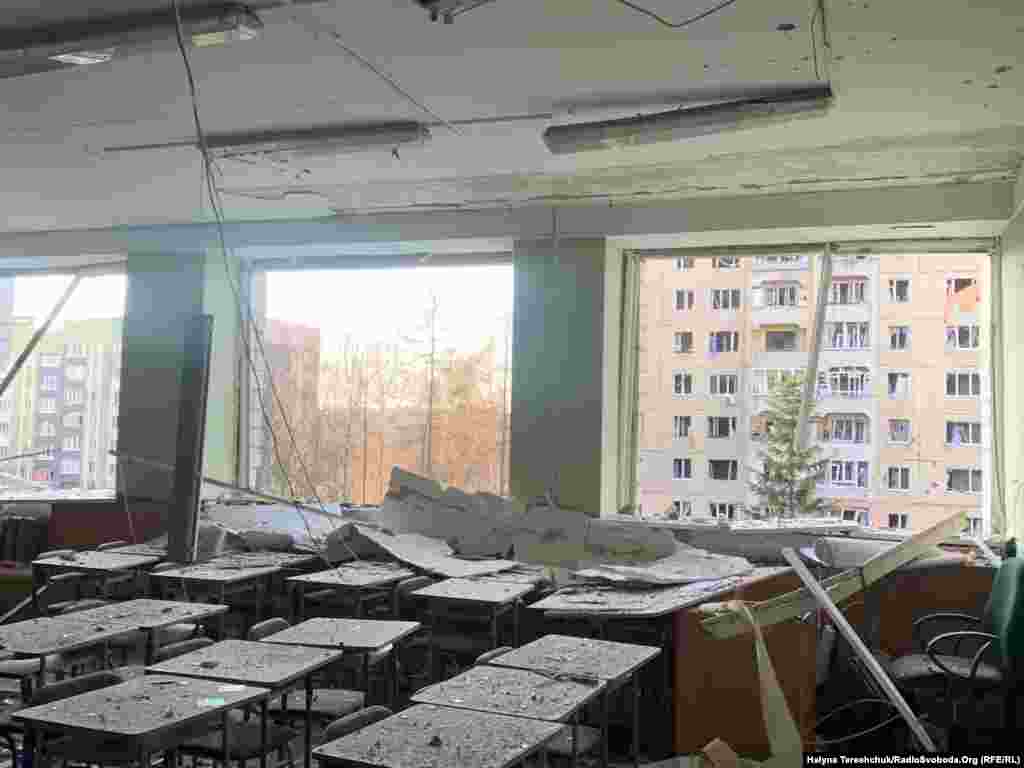 ЛЬВІВ &ndash; Під удар 29 грудня потрапив житловий квартал, пошкоджень зазнали 10 будинків, три школи і дитячий садочок