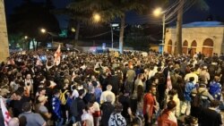 Արցունքաբեր գազ, ծեծված ընդդիմադիրներ․ վրացական ոստիկանությունը հերթական բողոքի ցույցը կրկին բիրտ ուժի կիրառմամբ է ցրել
