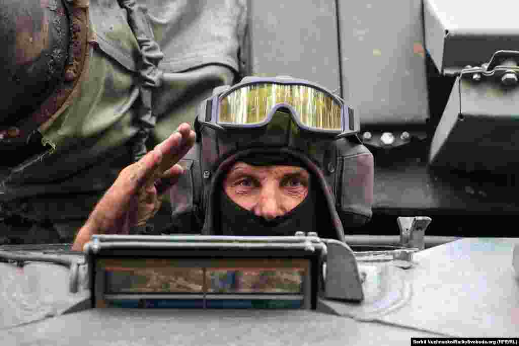 Попри тяжкі бої, українські танкісти вірять у перемогу і не втрачають оптимізму. Донецька область, серпень 2022 року