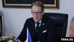 «[Немає] плану Б чи чогось подібного. План Б – це план А – це повне членство в НАТО», – сказав Тобіас Більстром