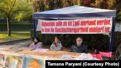 خیمه تحصن تمنا رزیاب پریانی در جرمنی - عکس از آرشیف