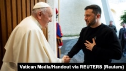 Հռոմի Պապ Ֆրանցիսկոսը և Ուկրաինայի նախագահ Վլադիմիր Զելենսկին, արխիվ