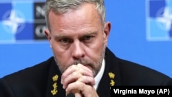 ՆԱՏՕ-ի ռազմական կոմիտեի նախագահ Ռոբ Բաուեր, արխիվ