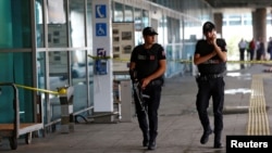 Сотрудники полиции в Турции. Архивное фото. 