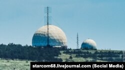 Радиолокационный узел 3-го радиотехнического полка на хребте Тепе-Оба, Феодосия (иллюстрационное фото)