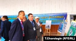 Маданият үйүндөгү убактылуу көргөзмөдө. 14.6.2024.