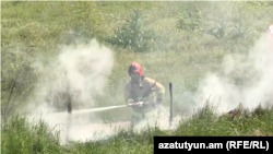 Հրշեջները այրեցին կրակը